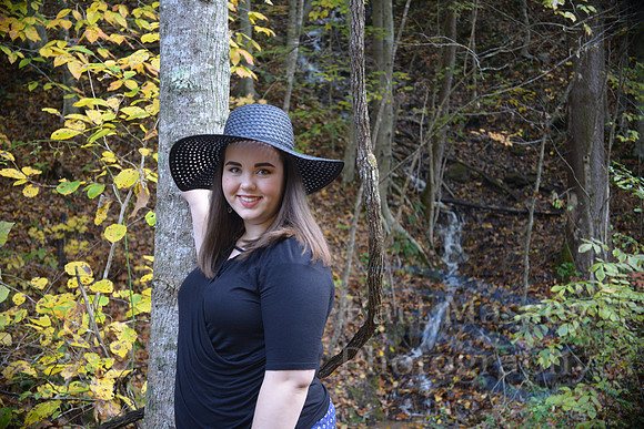 Abby Senior Pictures-2054